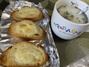 ポタージュスープ＆フランスパン･バターチーズ焼